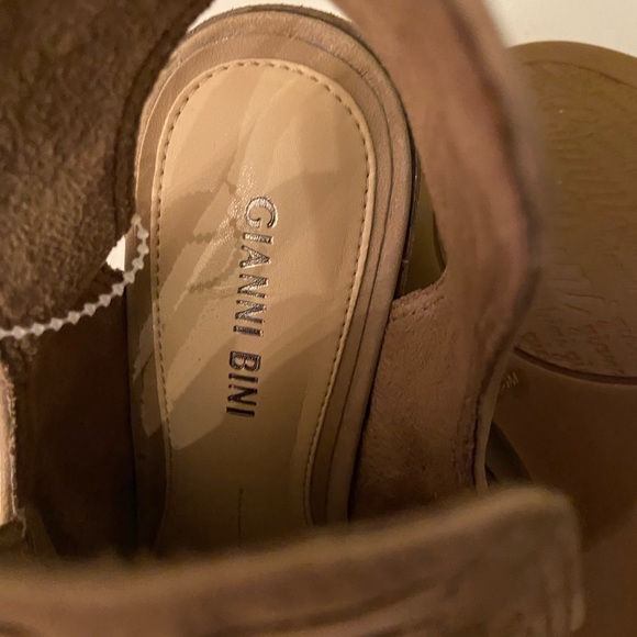 Gianni Bini tan suede ankle boots 7.5 & 10 - Picture 7 of 8